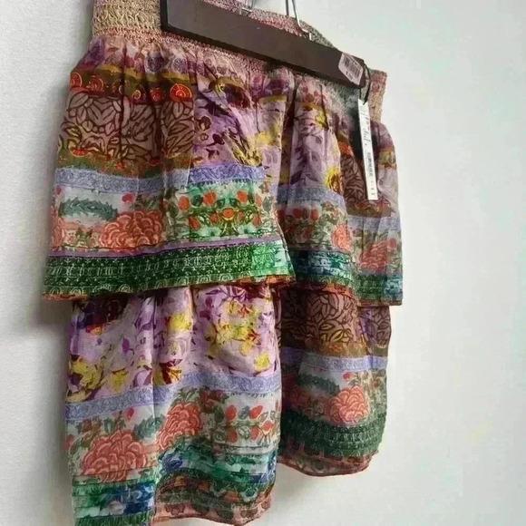 Alice + Olivia NWT Jojo Smocked Ruffled Mini Skirt Floral Multicolor Size 2 - Picture 6 of 6